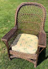 antique wicker suite