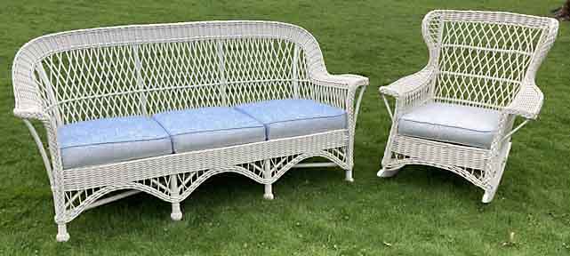 Antique Wicker Settee